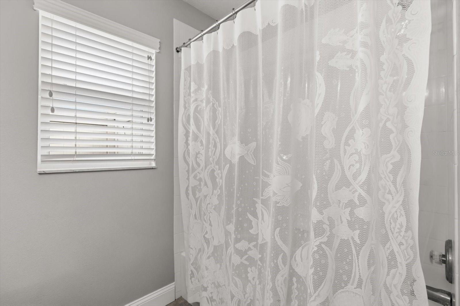 CEDAR GLEN OF ALOMA WOODS - Residential