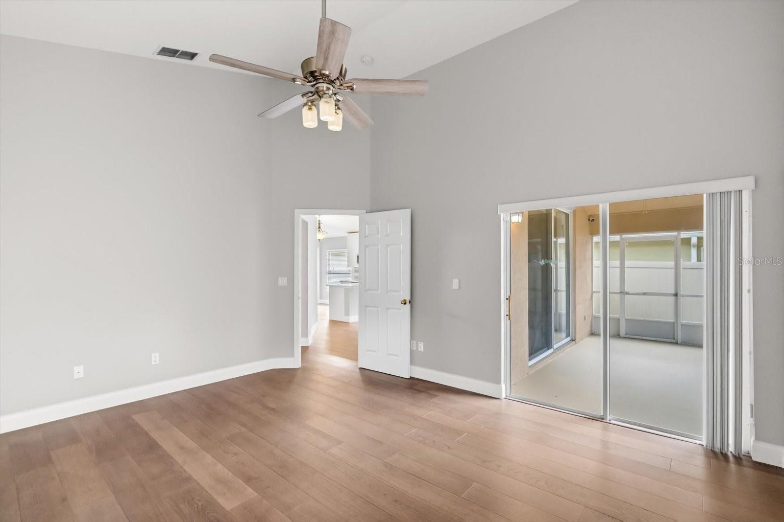 CEDAR GLEN OF ALOMA WOODS - Residential