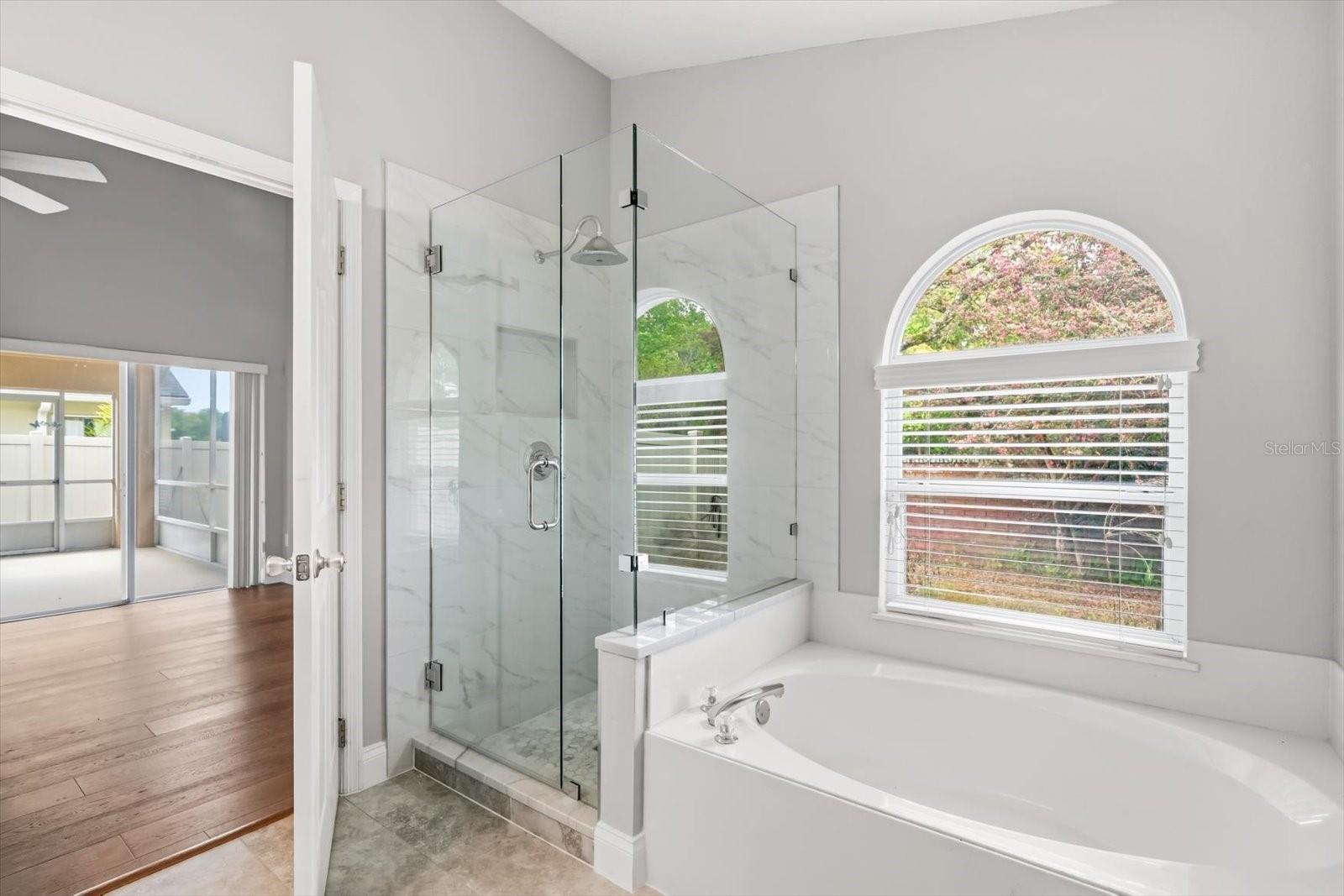 CEDAR GLEN OF ALOMA WOODS - Residential