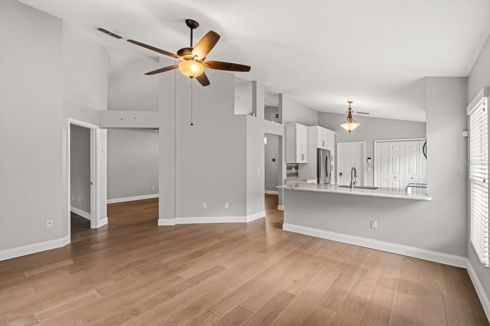 CEDAR GLEN OF ALOMA WOODS - Residential