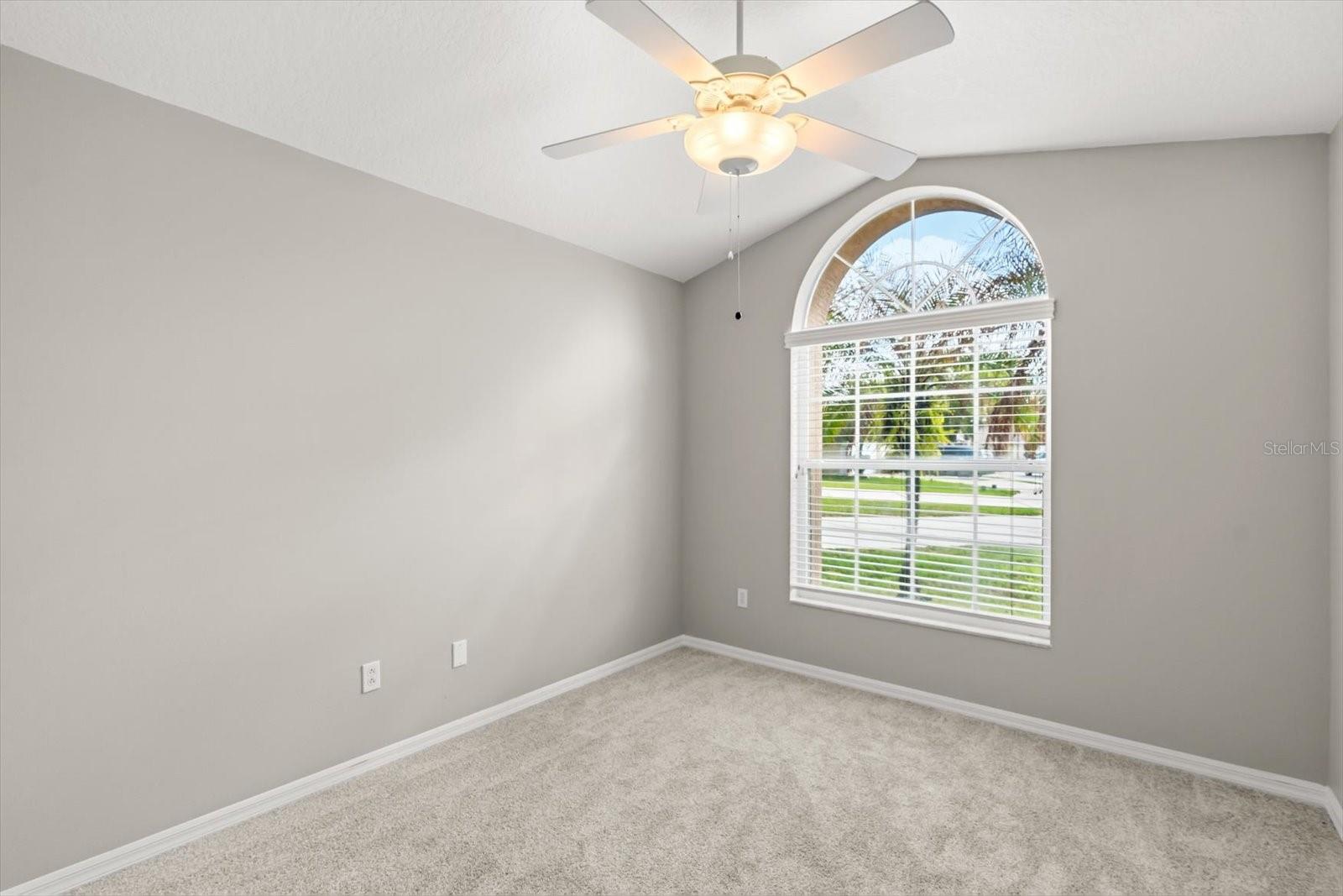 CEDAR GLEN OF ALOMA WOODS - Residential