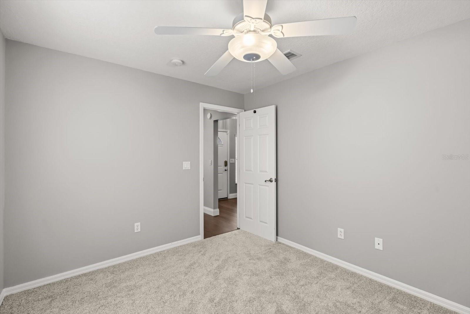 CEDAR GLEN OF ALOMA WOODS - Residential