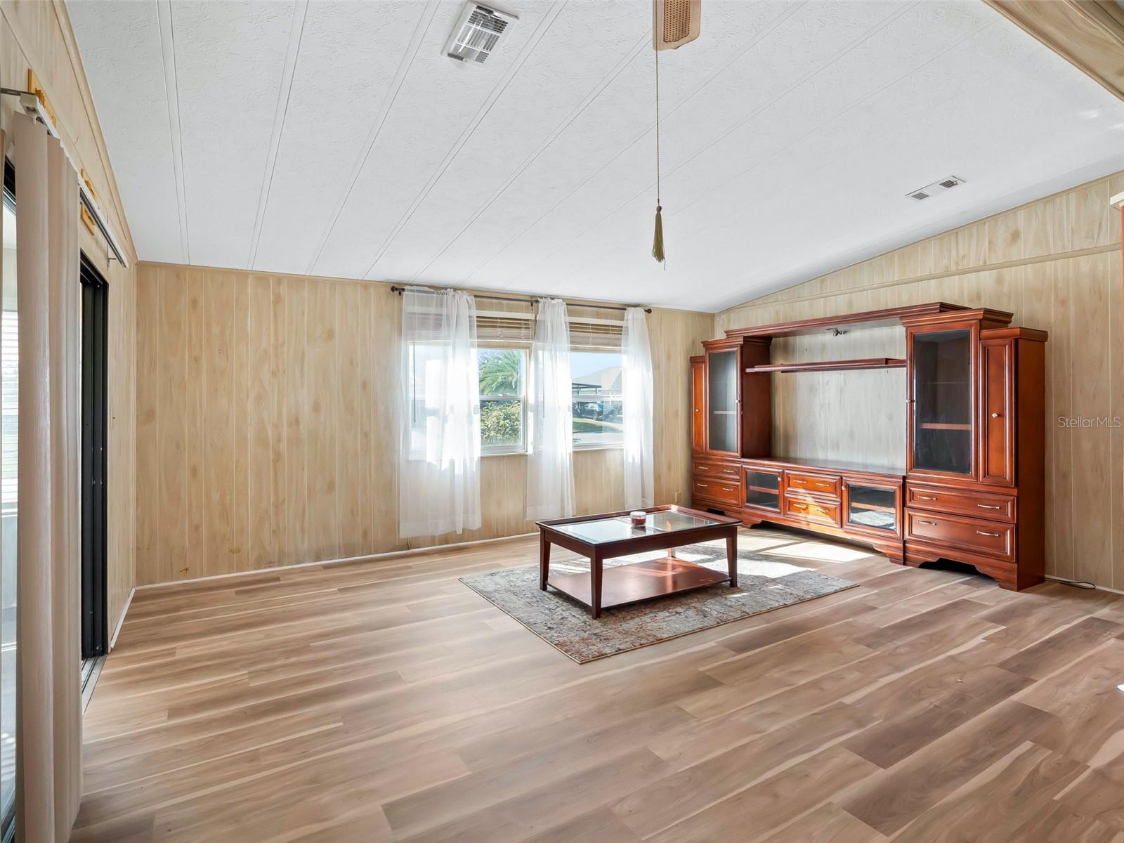 ORANGE BLOSSOM GARDENS UNIT 05 - Residential