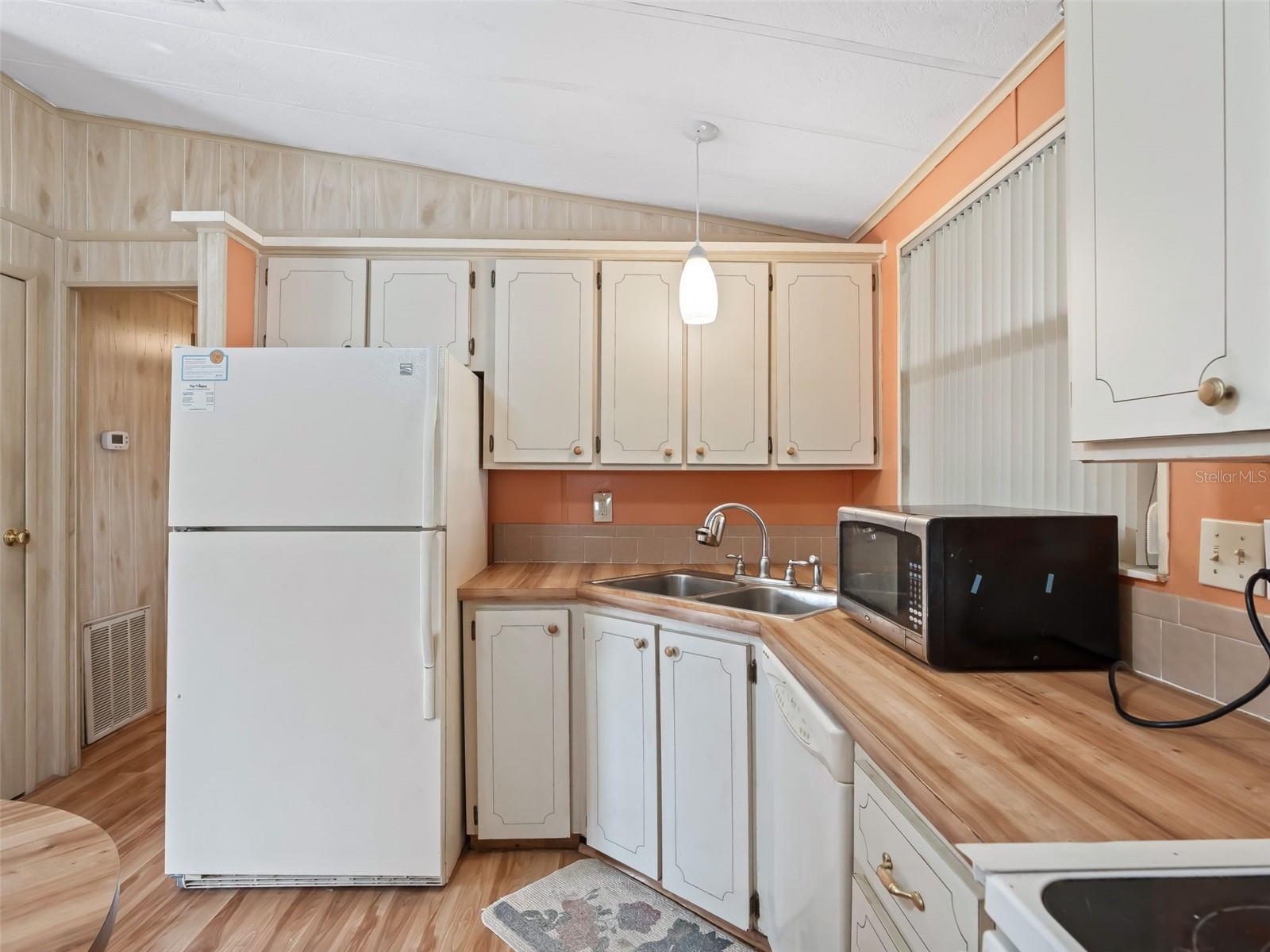 ORANGE BLOSSOM GARDENS UNIT 05 - Residential