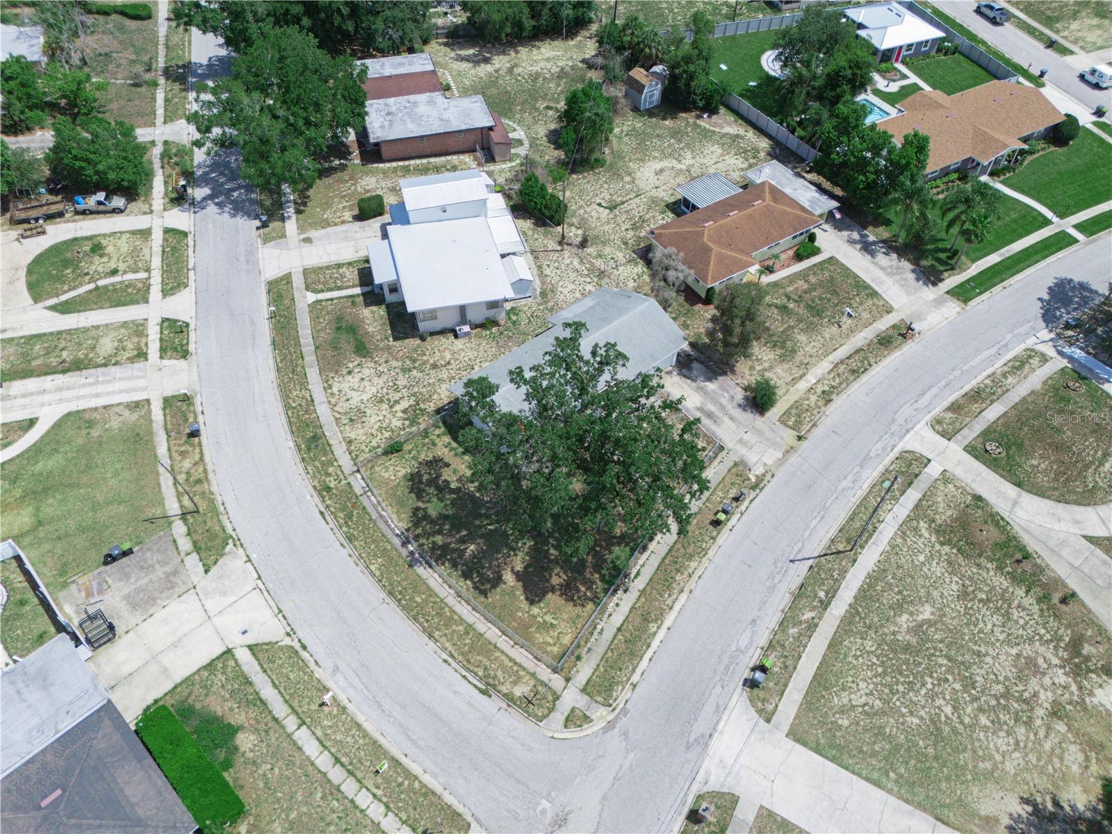 RIDGE MANOR - Residential