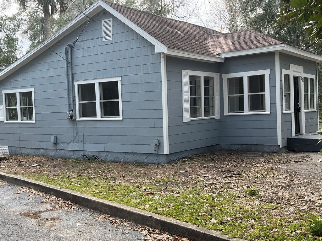 Photo of 704 W Euclid Avenue, Deland, FL 32720 (MLS # S5140364)