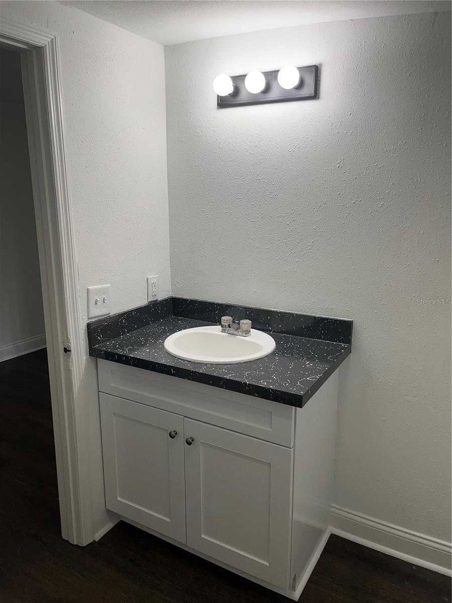 DELAND E 160 FT BLK 142 - Residential