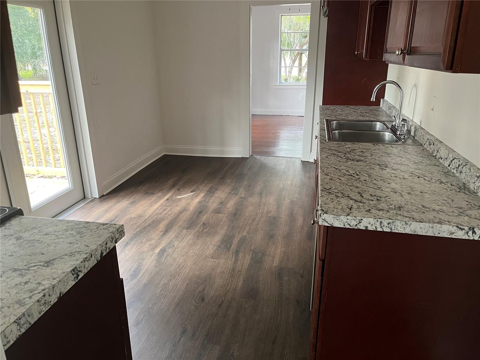 DELAND E 160 FT BLK 142 - Residential