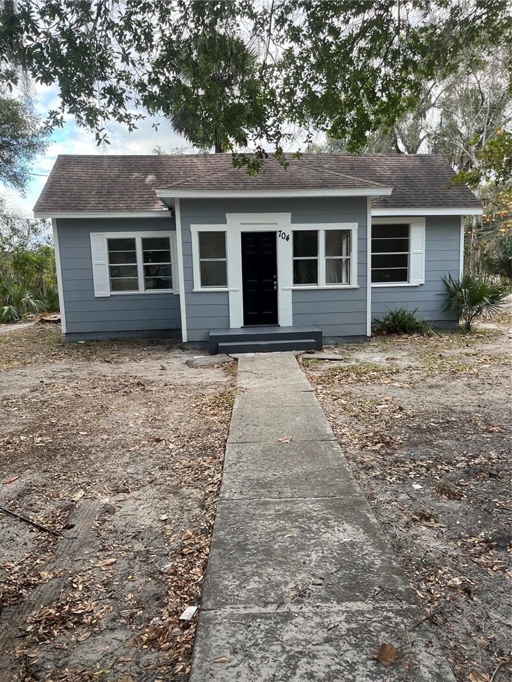 Photo of 704 W Euclid Avenue, Deland, FL 32720 (MLS # S5140364)