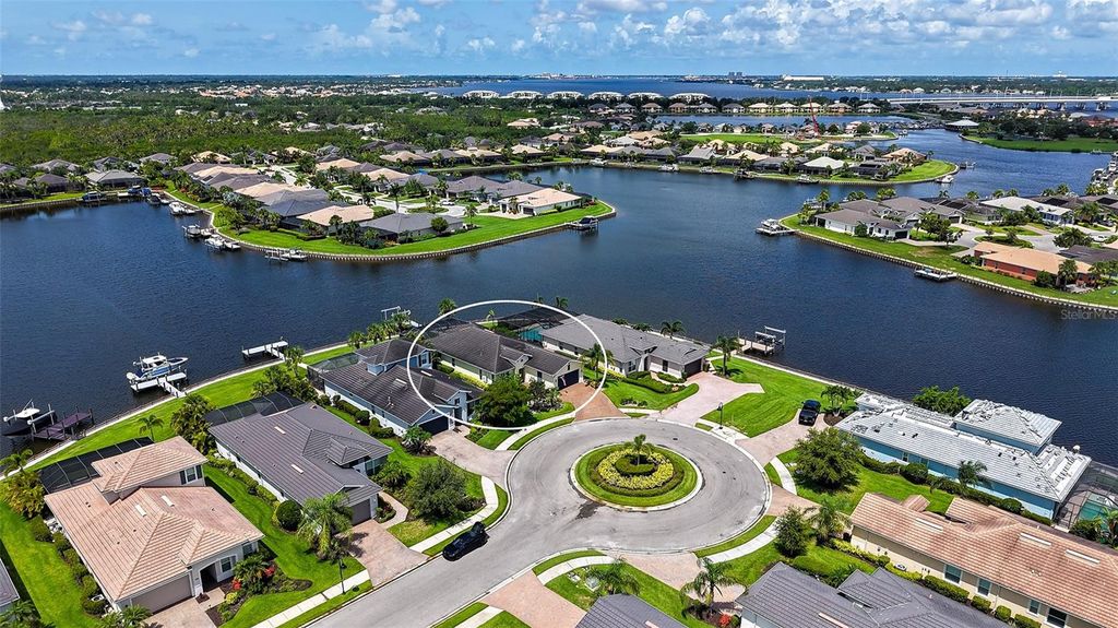 Photo of 1114 Bearing Court, Bradenton, FL 34208 (MLS # A4658214)