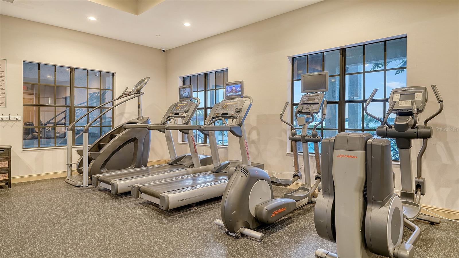 TIDEWATER PRESERVE 5 - Residential