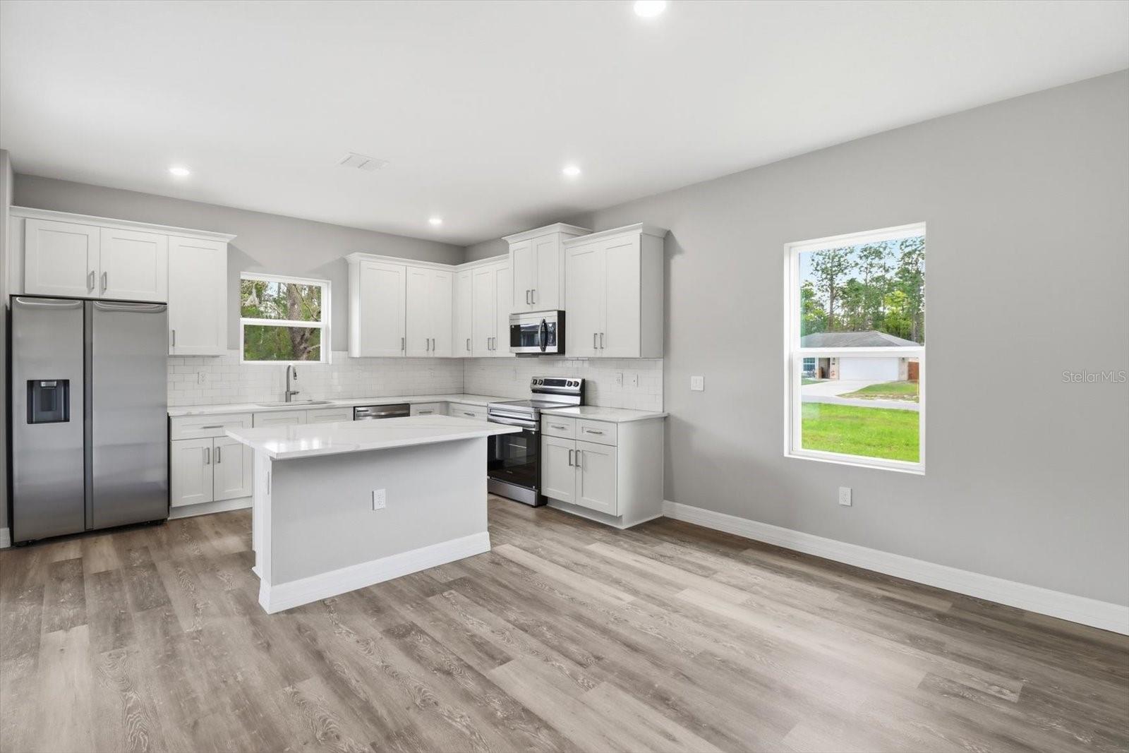 MARION OAKS UN TEN - Residential