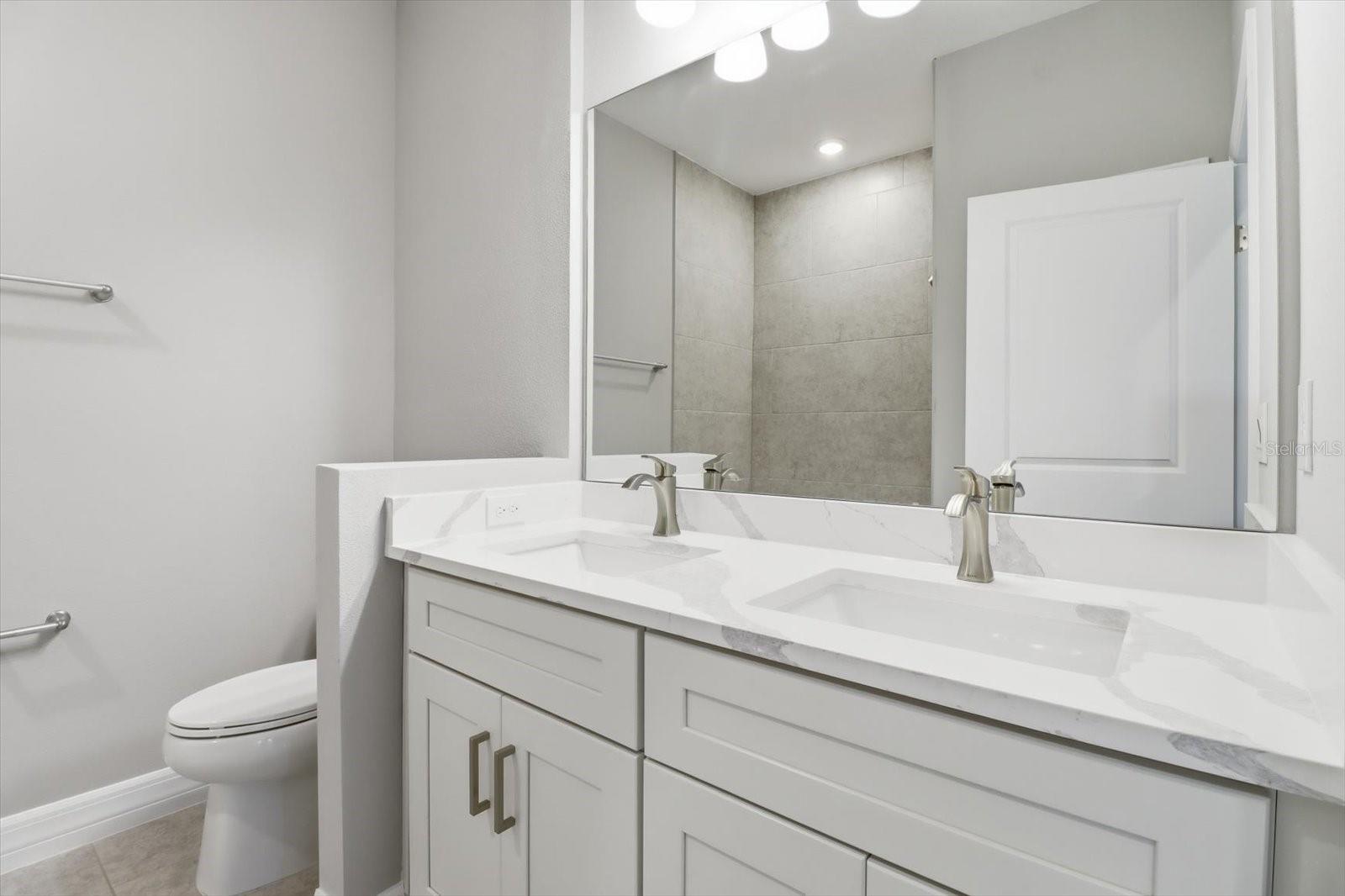 MARION OAKS UN TEN - Residential