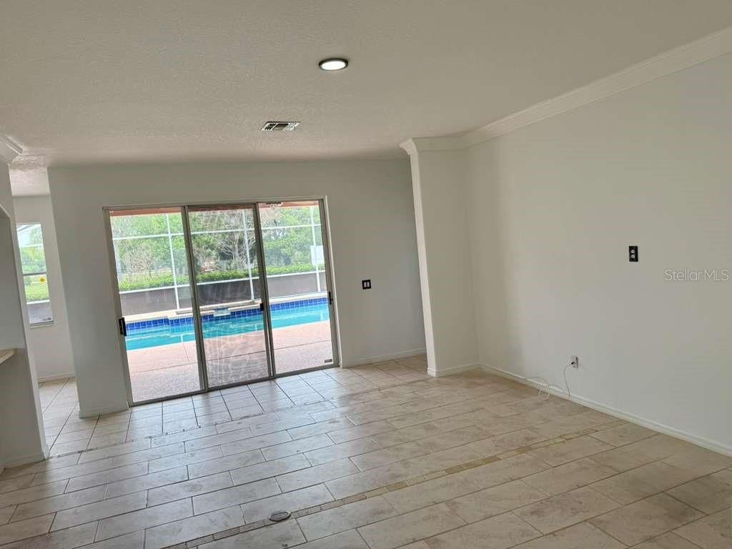 Photo of 13832 Hawk Lake Dr, Orlando, FL 32837 (MLS # S5150960)