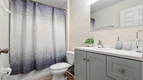 Tiny photo for 5115 NE 122nd Boulevard, Oxford, FL 34484 (MLS # O6407651)