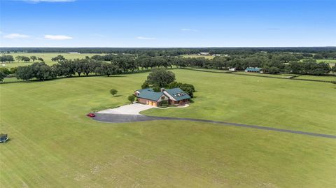 Tiny photo for 19271 SE 52nd Place, Morriston, FL 32668 (MLS # OM692542)