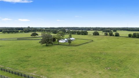 Tiny photo for 19271 SE 52nd Place, Morriston, FL 32668 (MLS # OM692542)