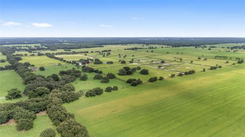 Tiny photo for 19271 SE 52nd Place, Morriston, FL 32668 (MLS # OM692542)