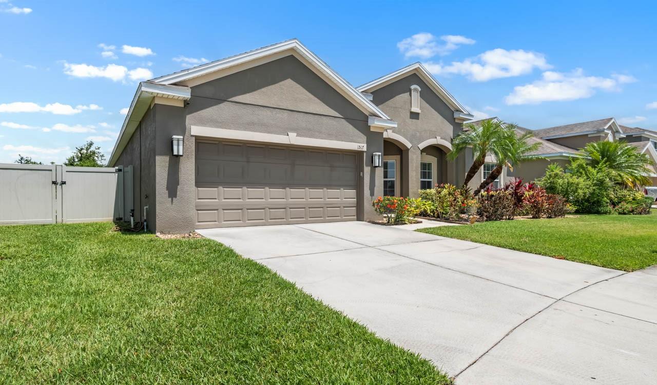 1517 YALE CASTLE COURT