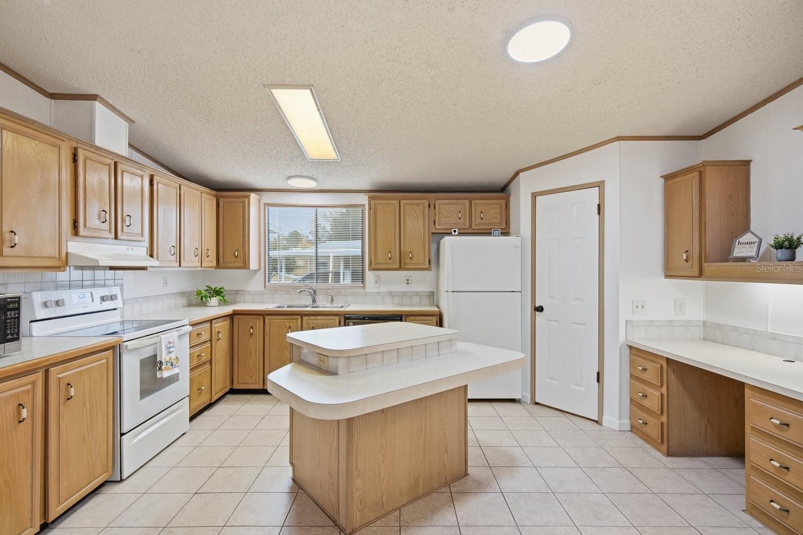 ZELLWOOD STATION COOP MH PARK - Residential