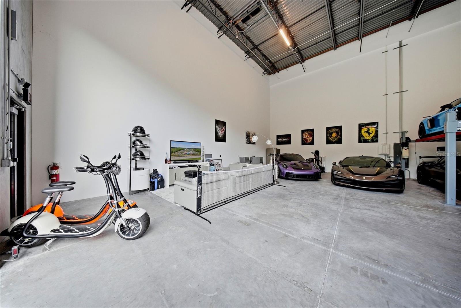 6500 MOTOR ENCLAVE WAY 814