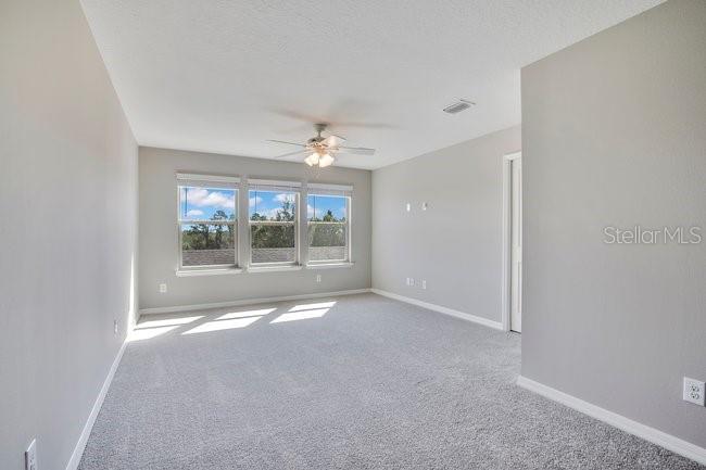 LAKEVIEW POINTE - Residential