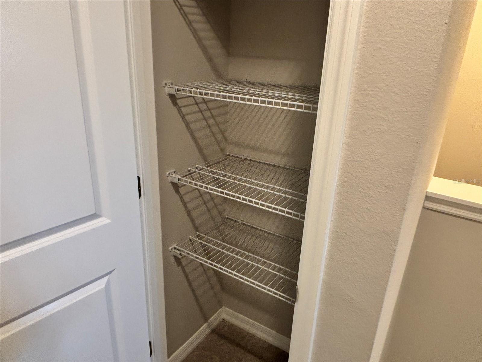 LAKEVIEW POINTE - Residential