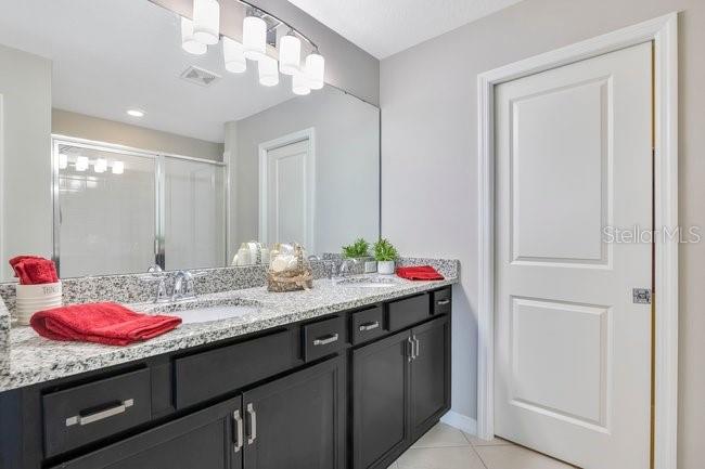 LAKEVIEW POINTE - Residential