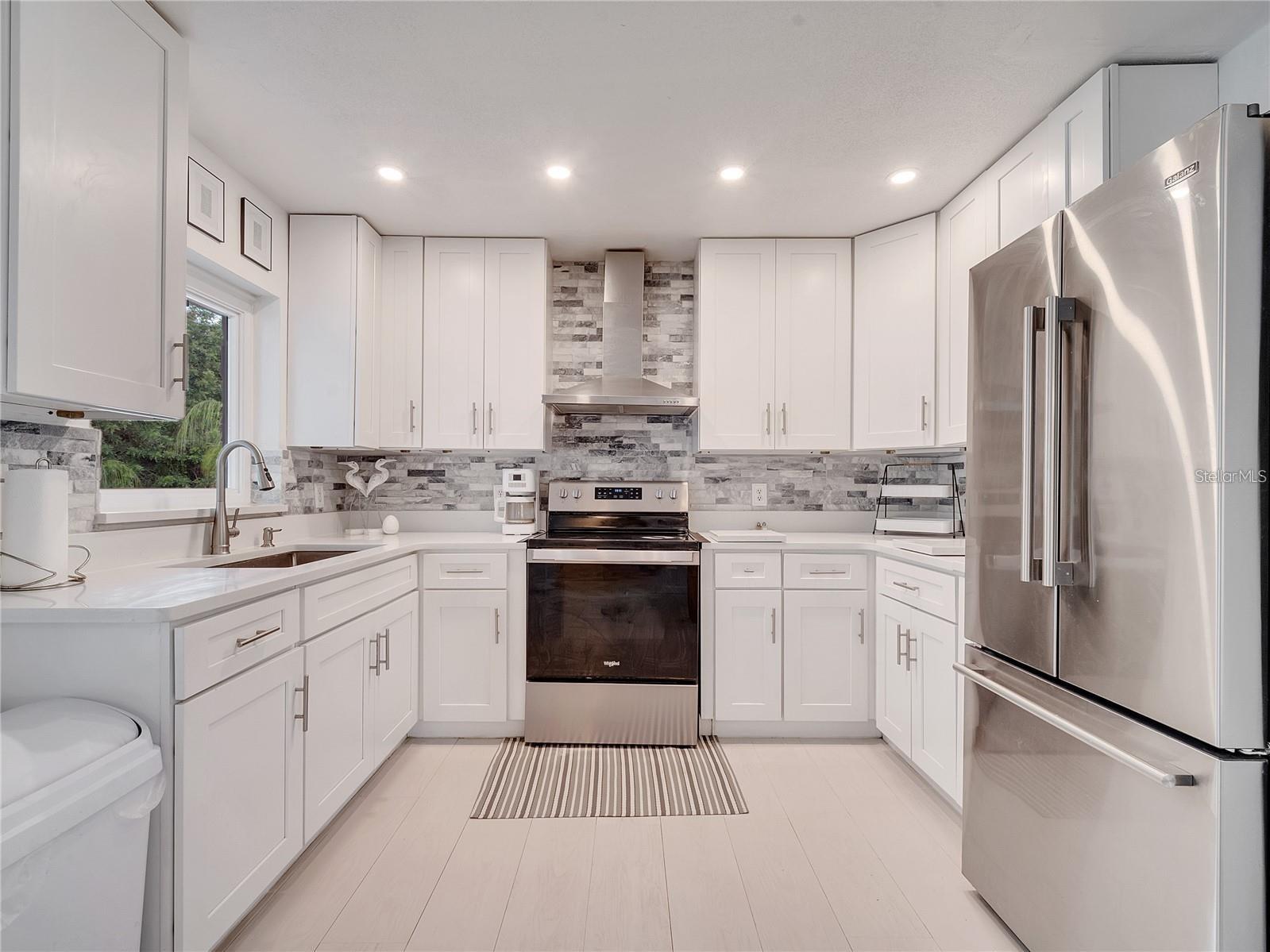 ST CLOUD MANOR VILLAGE - Residential Lease