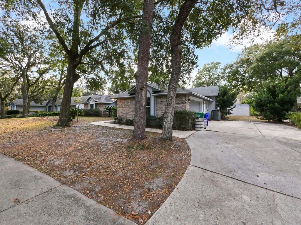 Photo of 240 Shady Oaks Circle, Lake Mary, FL 32746 (MLS # O6349764)