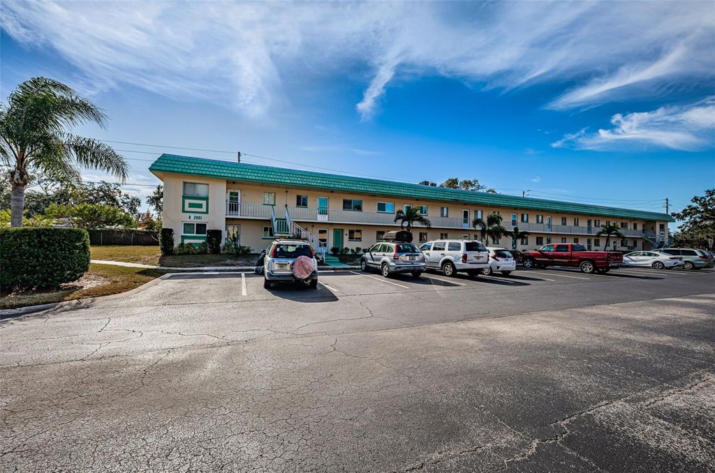 Photo of 2001 Greenbriar Boulevard #6, Clearwater, FL 33763 (MLS # TB8457115)