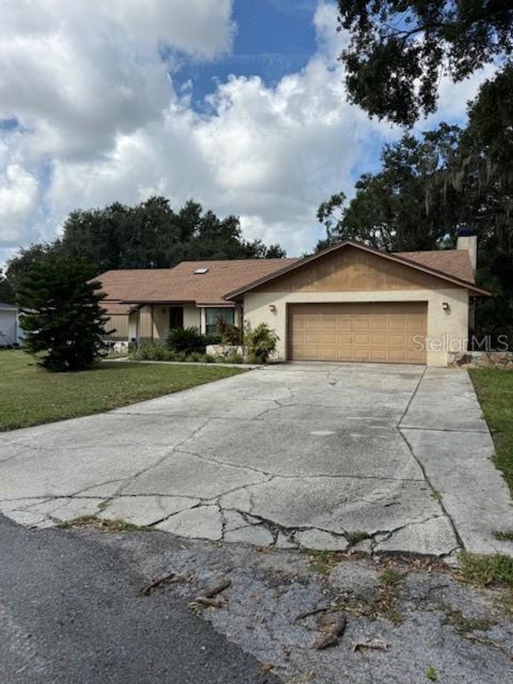 Photo of 4003 Sugar Creek Lane, Lakeland, FL 33811 (MLS # L4956011)