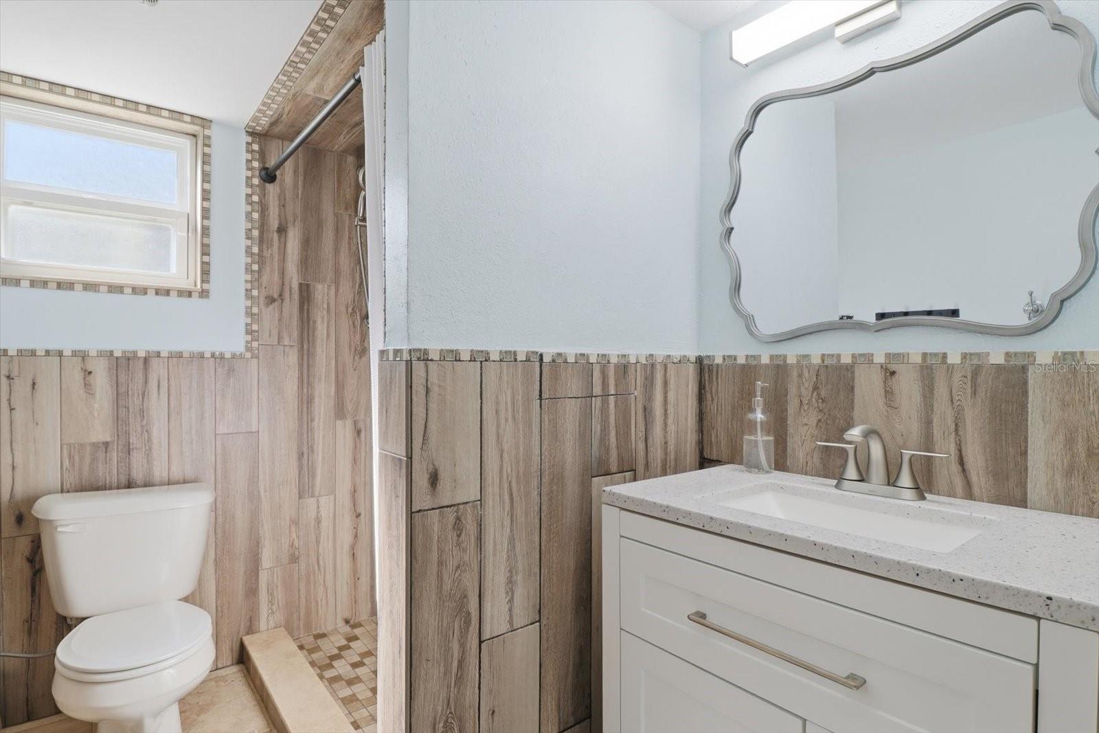 INDIAN WATERS UNIT 02 - Residential