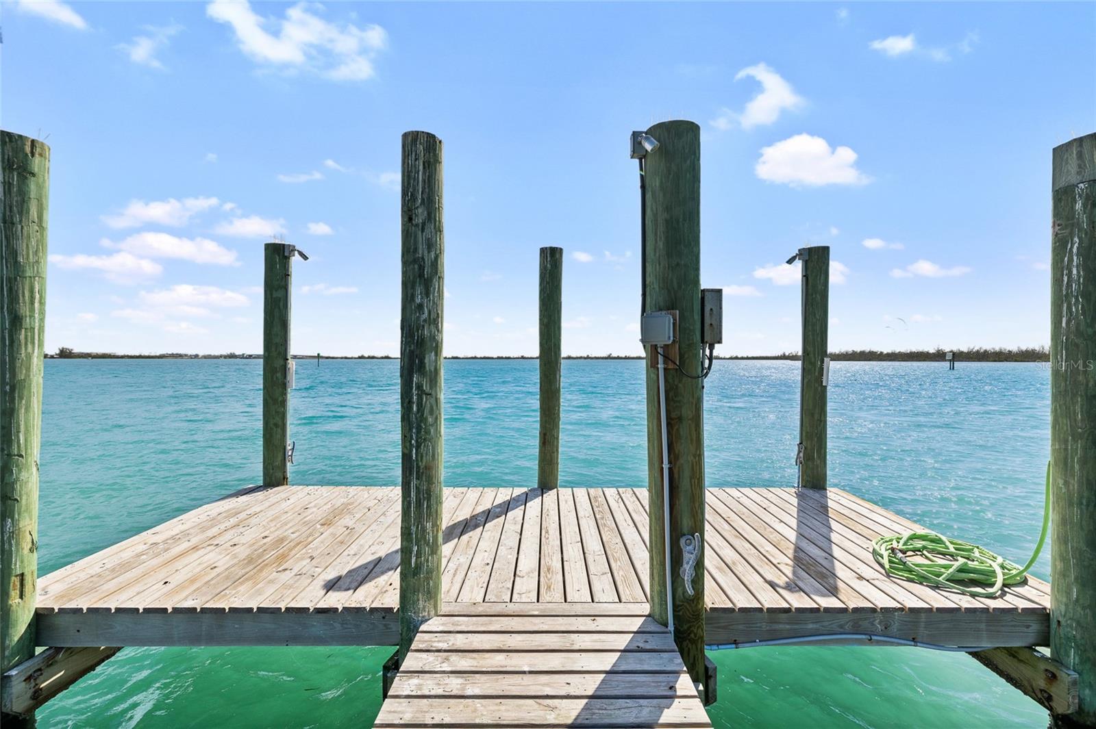 JOSES HIDEAWAY - Residential