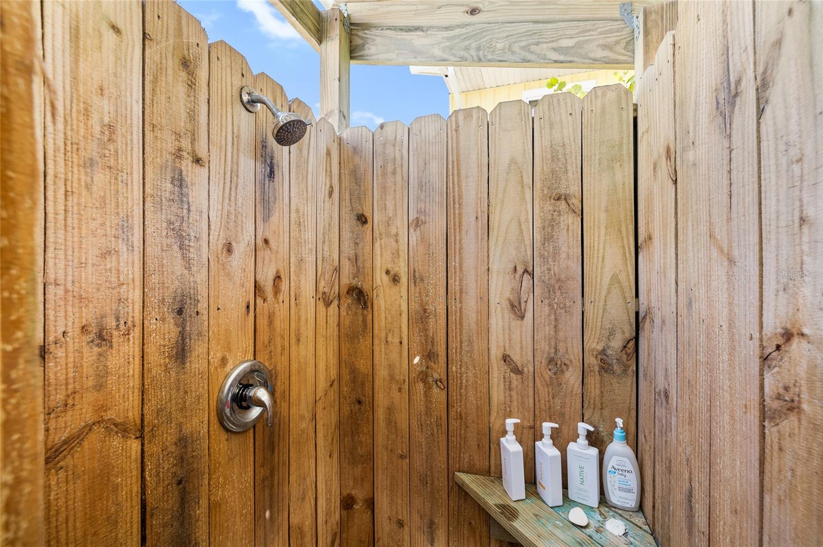 JOSES HIDEAWAY - Residential