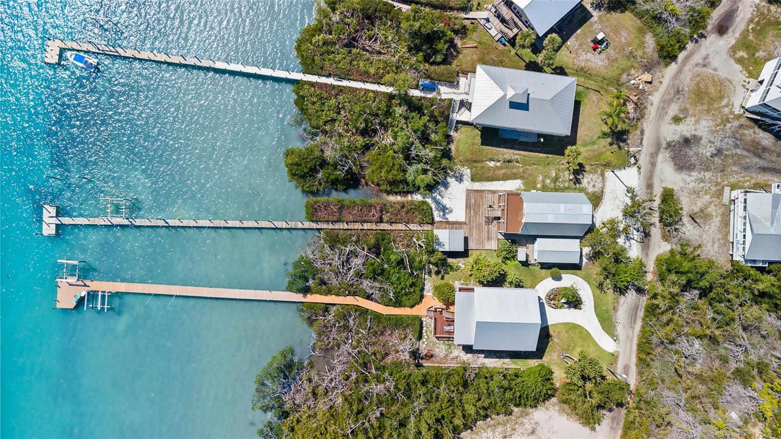 JOSES HIDEAWAY - Residential