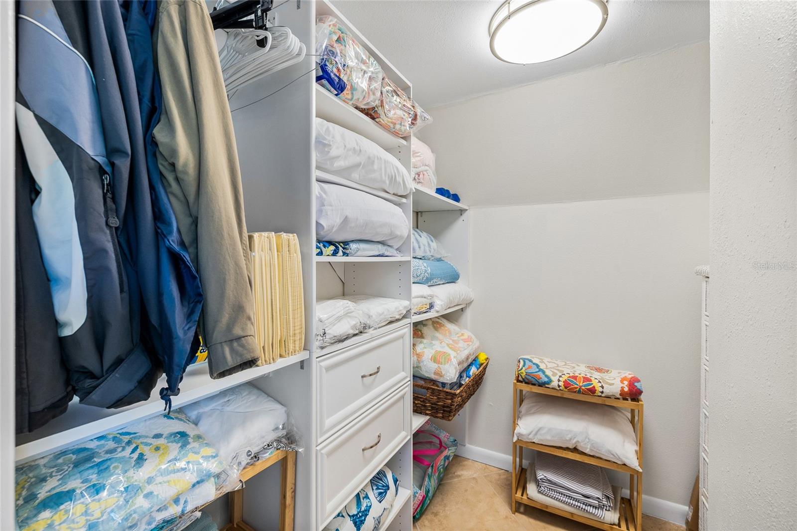 JOSES HIDEAWAY - Residential