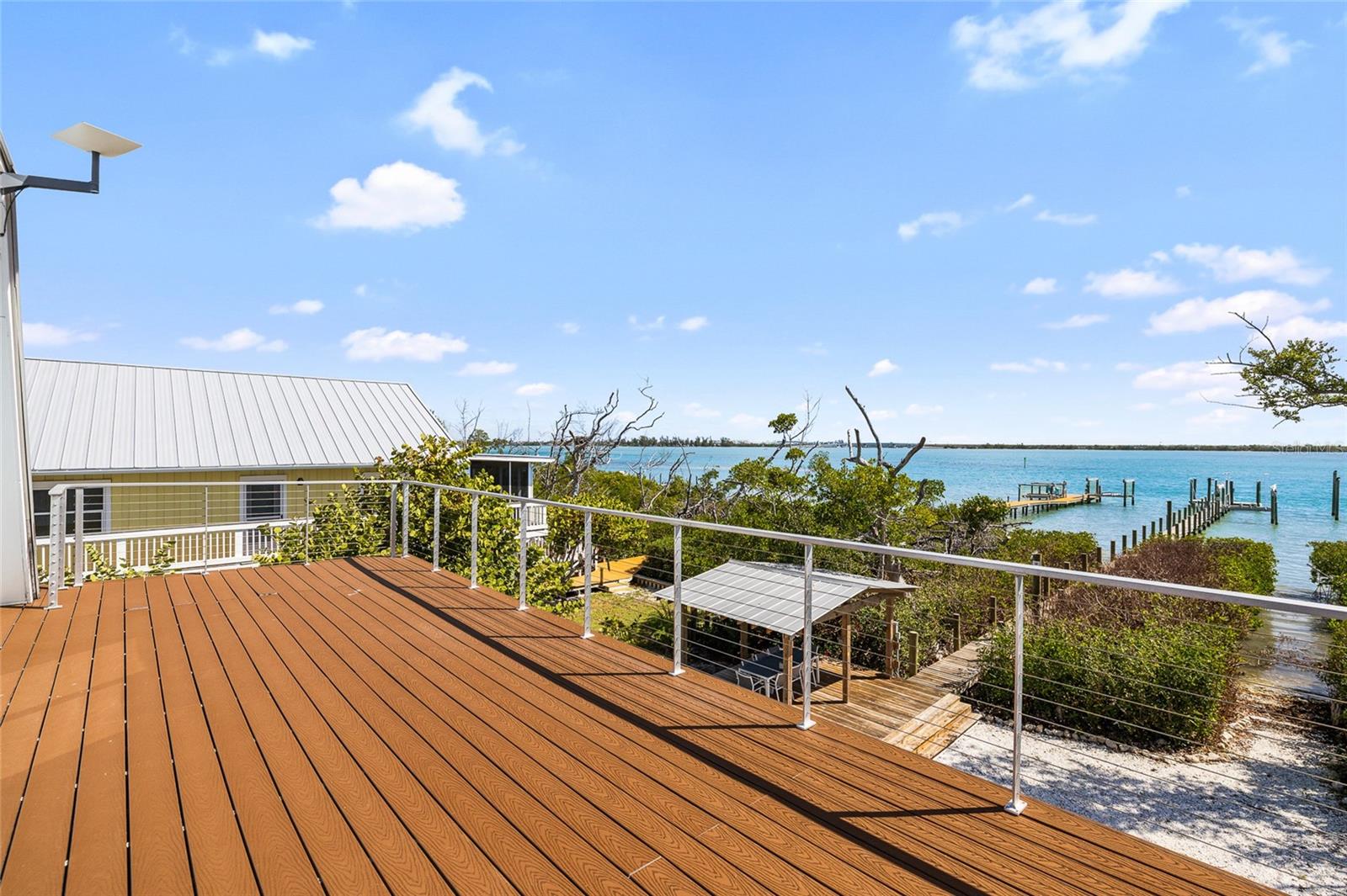 JOSES HIDEAWAY - Residential