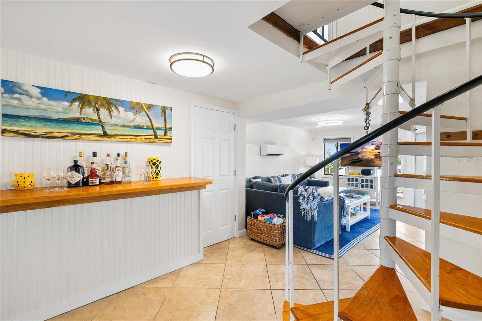 JOSES HIDEAWAY - Residential