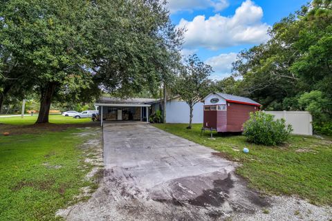 Photo of 11717 Sawyer Street, Orlando, FL 32817 (MLS # S5133421)