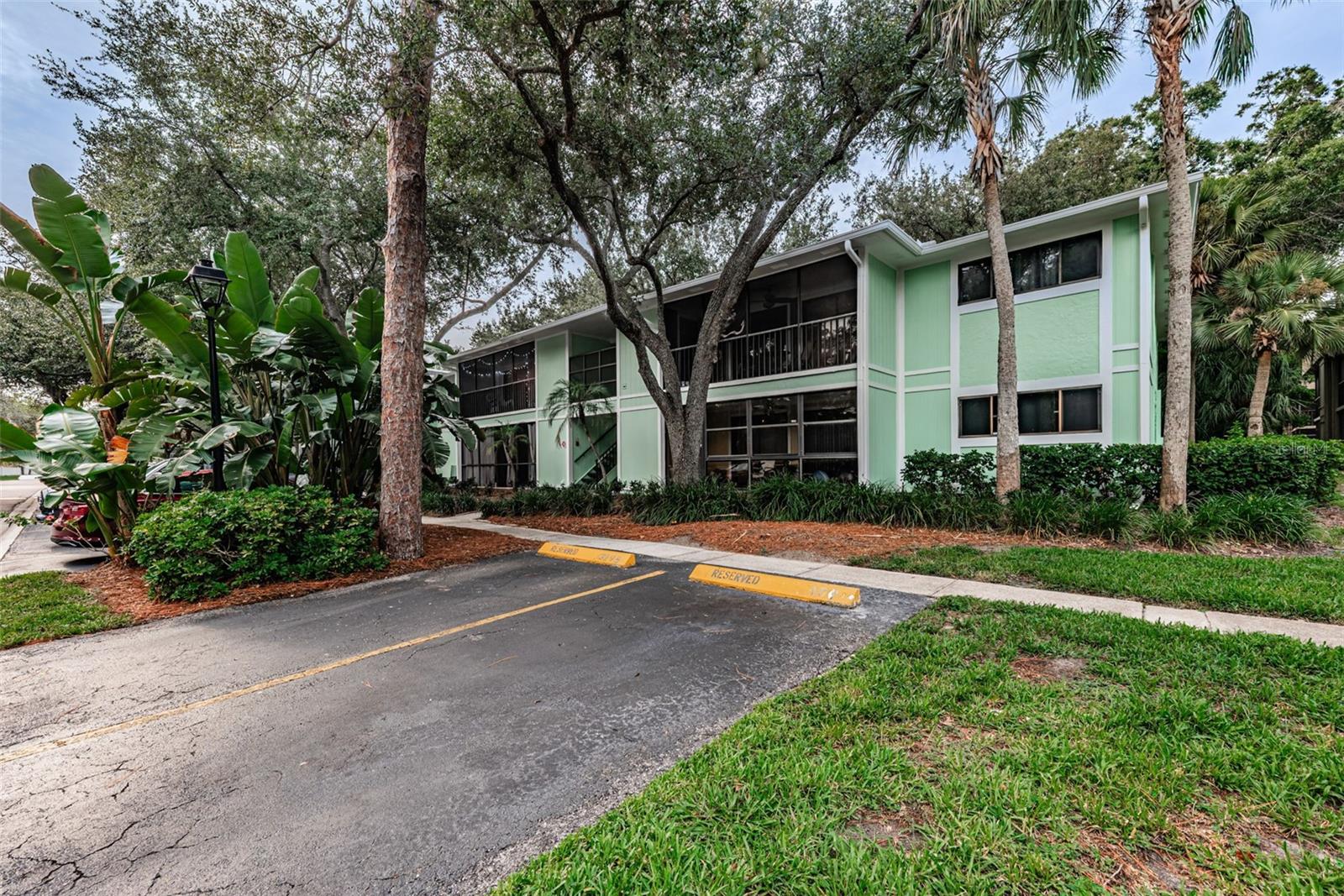 3295 FOX CHASE CIRCLE N 107