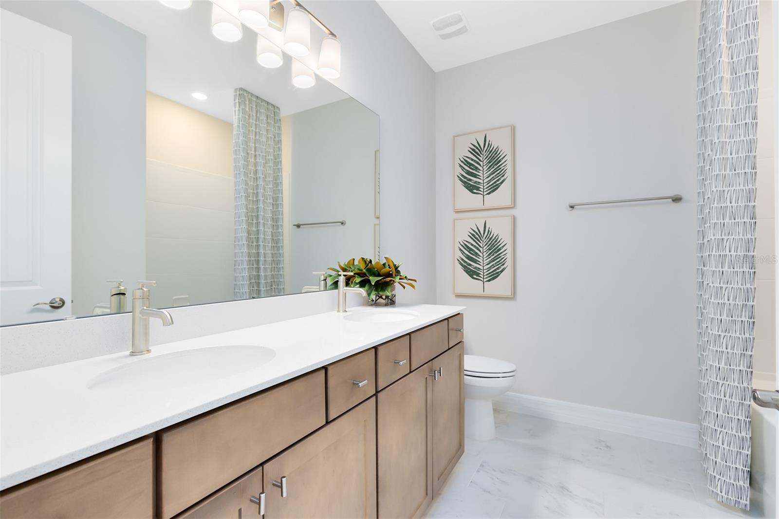 BRIDGEWALK - Residential