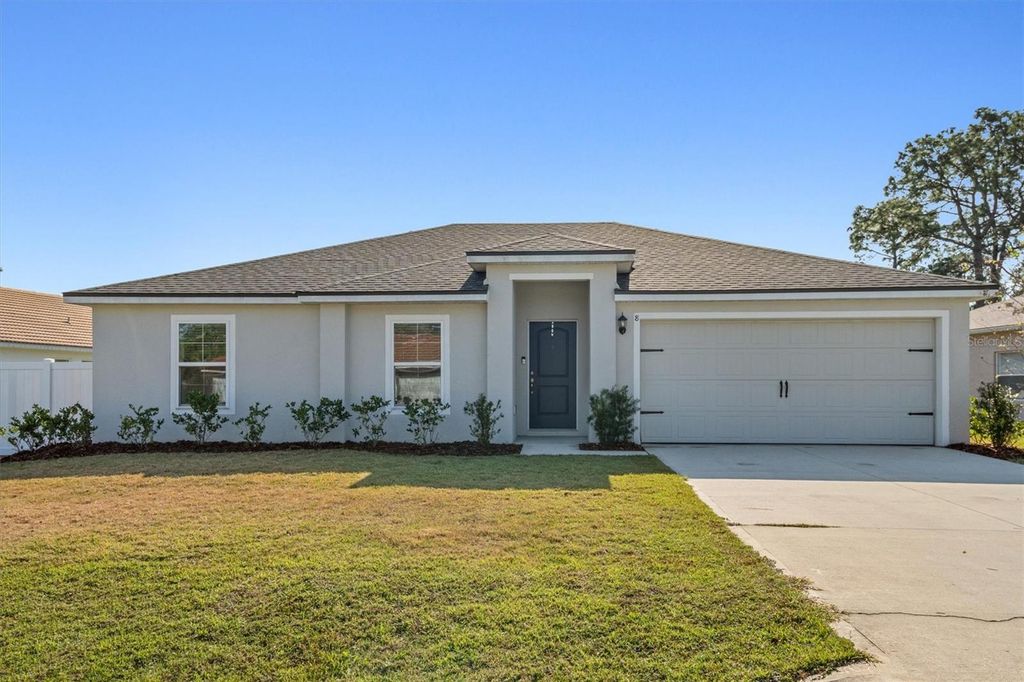 Photo of 8 Pittwick Lane, Palm Coast, FL 32164 (MLS # FC314505)