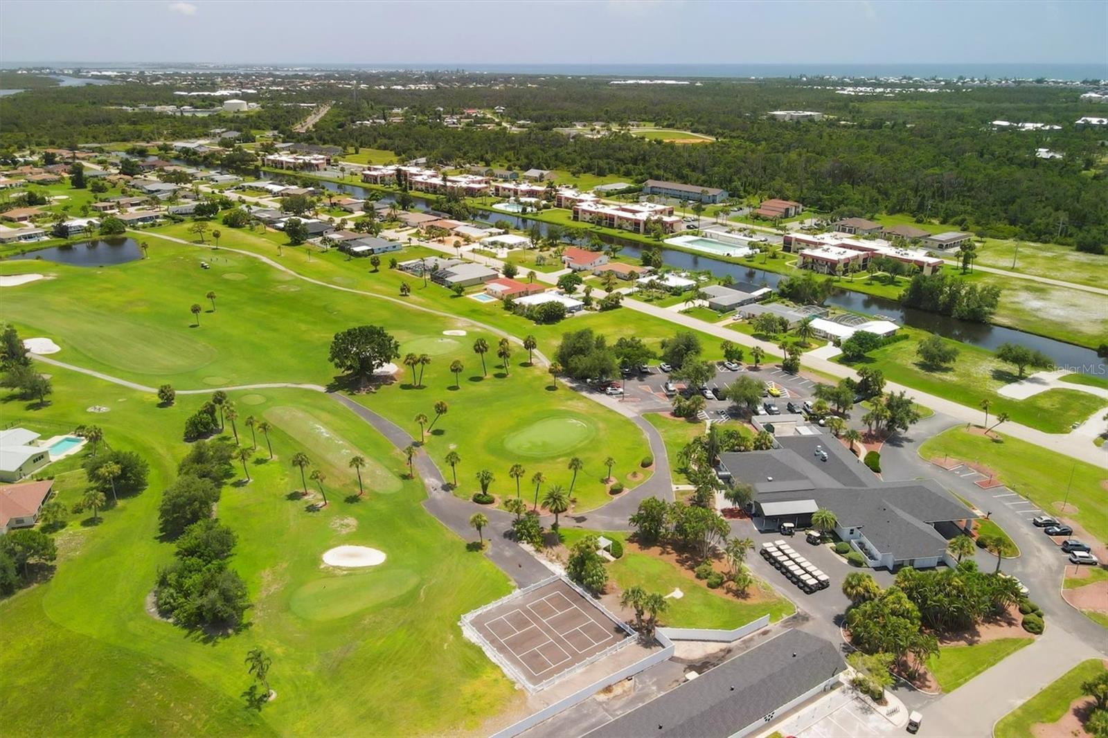 ROTONDA WEST LONG MEADOW - Residential