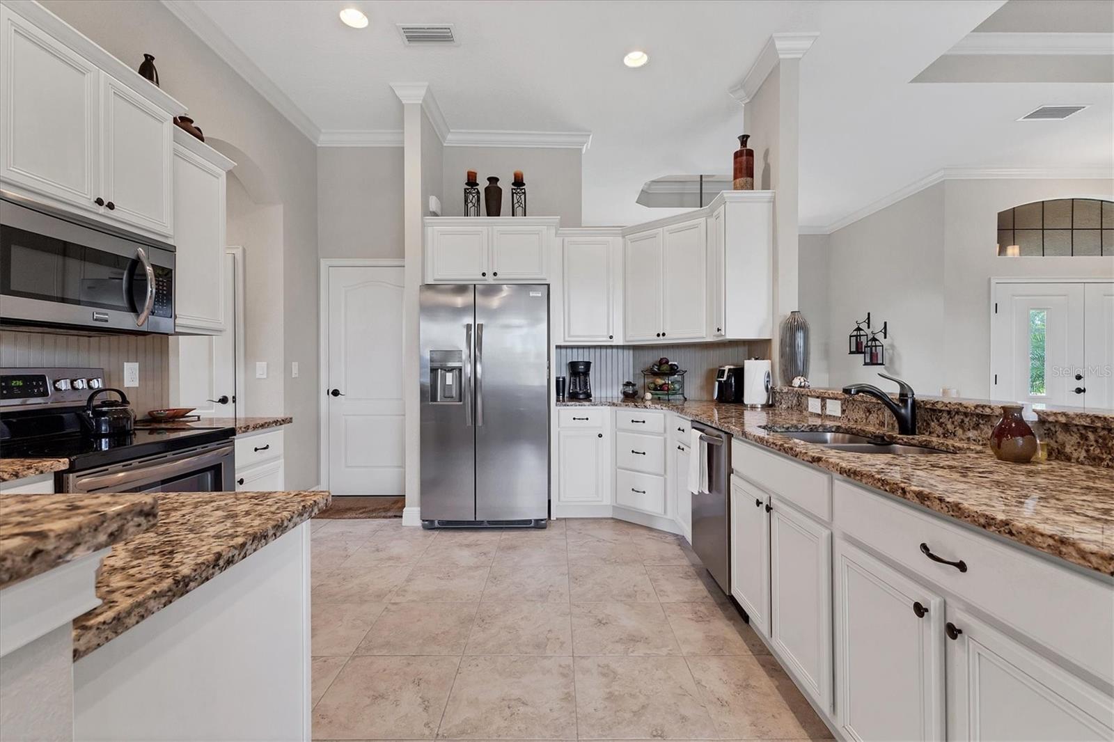 ROTONDA WEST LONG MEADOW - Residential