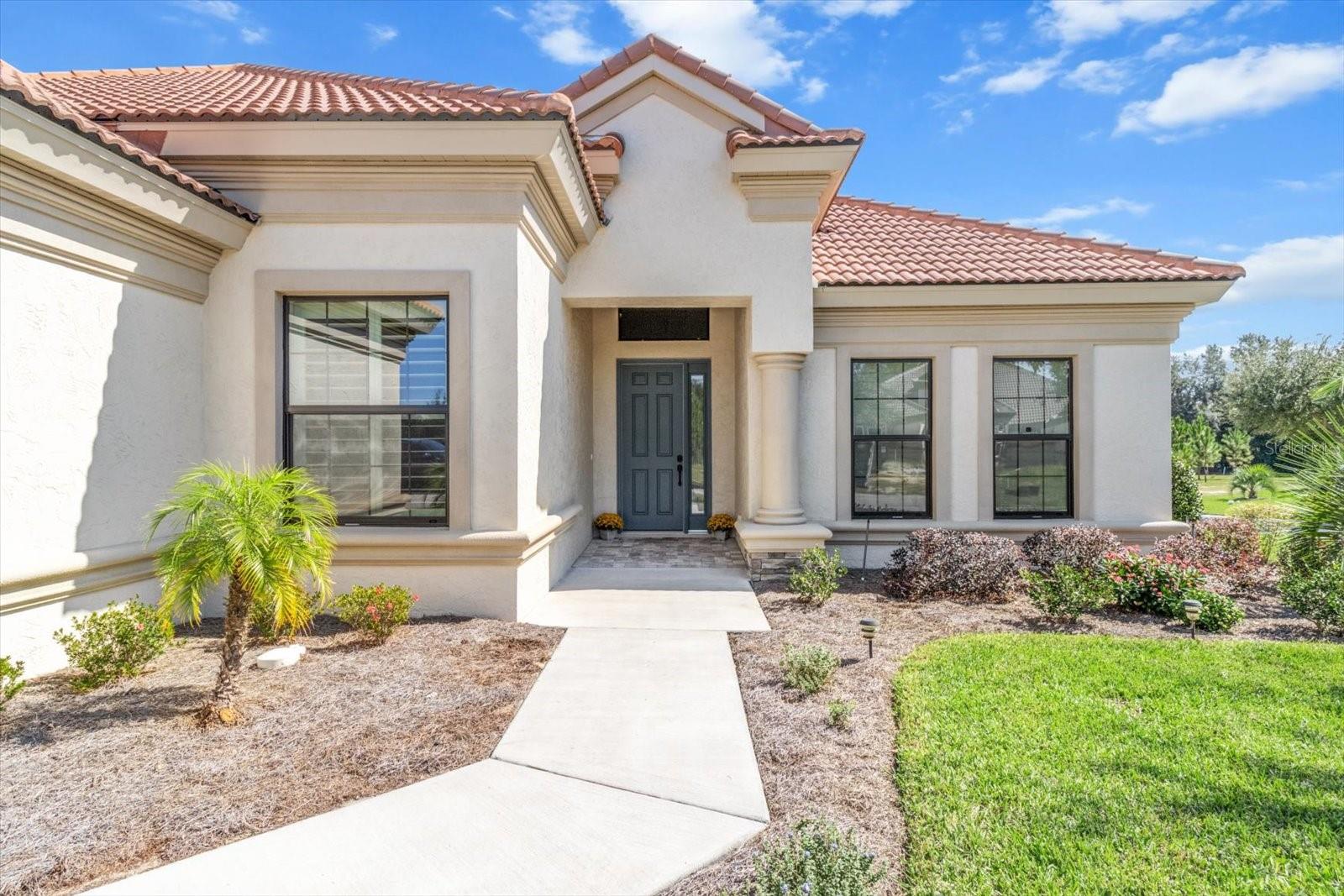 2071 N BUTTONWOOD LOOP