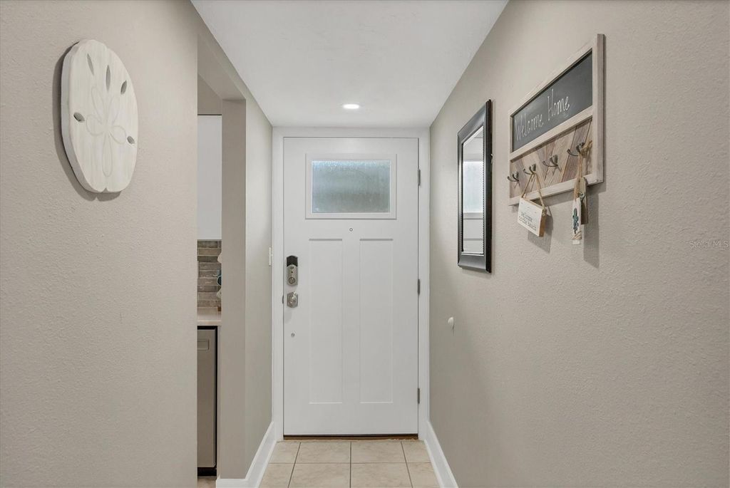 Photo of 116 Vista Hermosa Circle #108C, Sarasota, FL 34242 (MLS # N6140823)