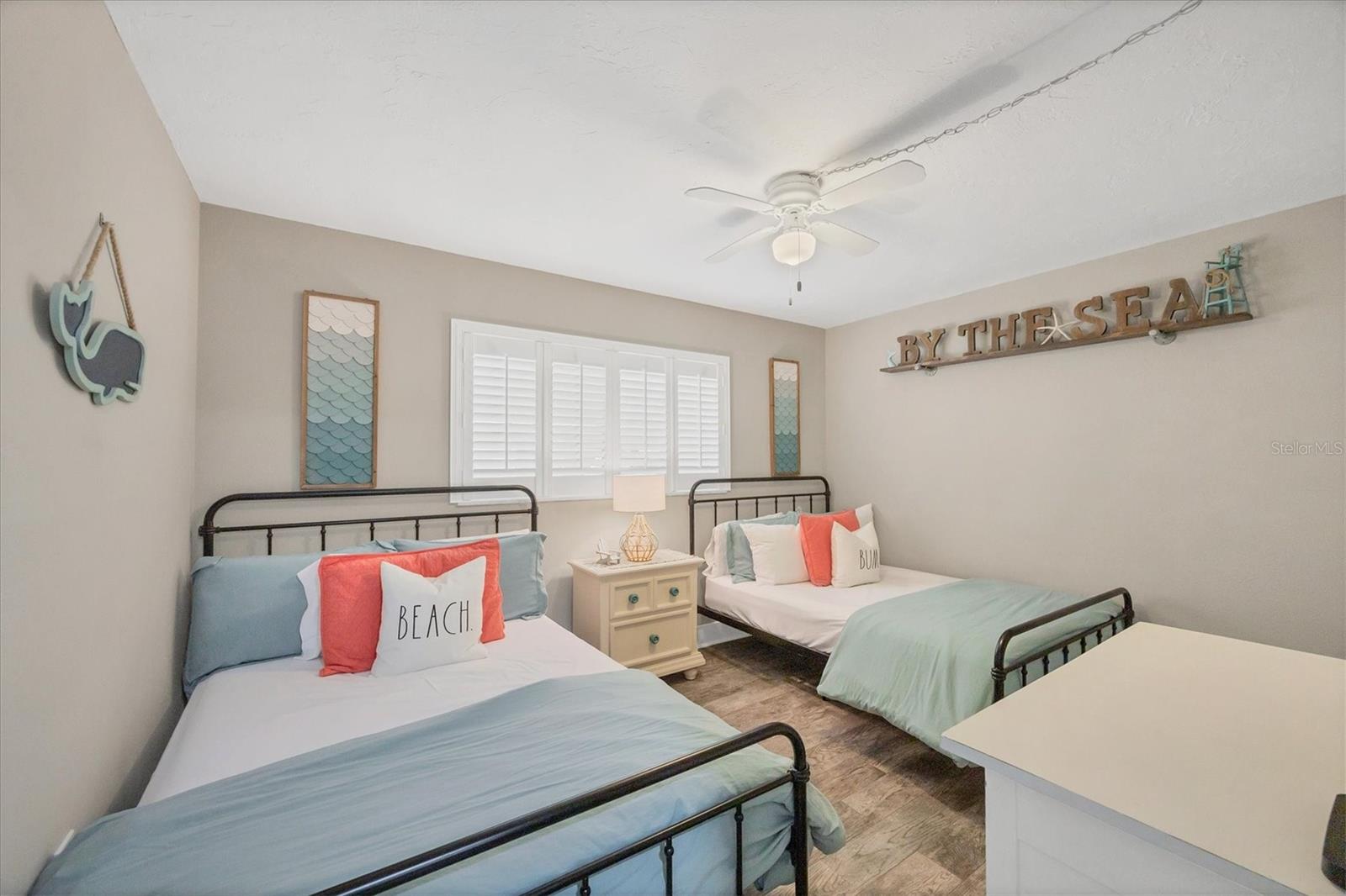 VISTA HERMOSA - Residential