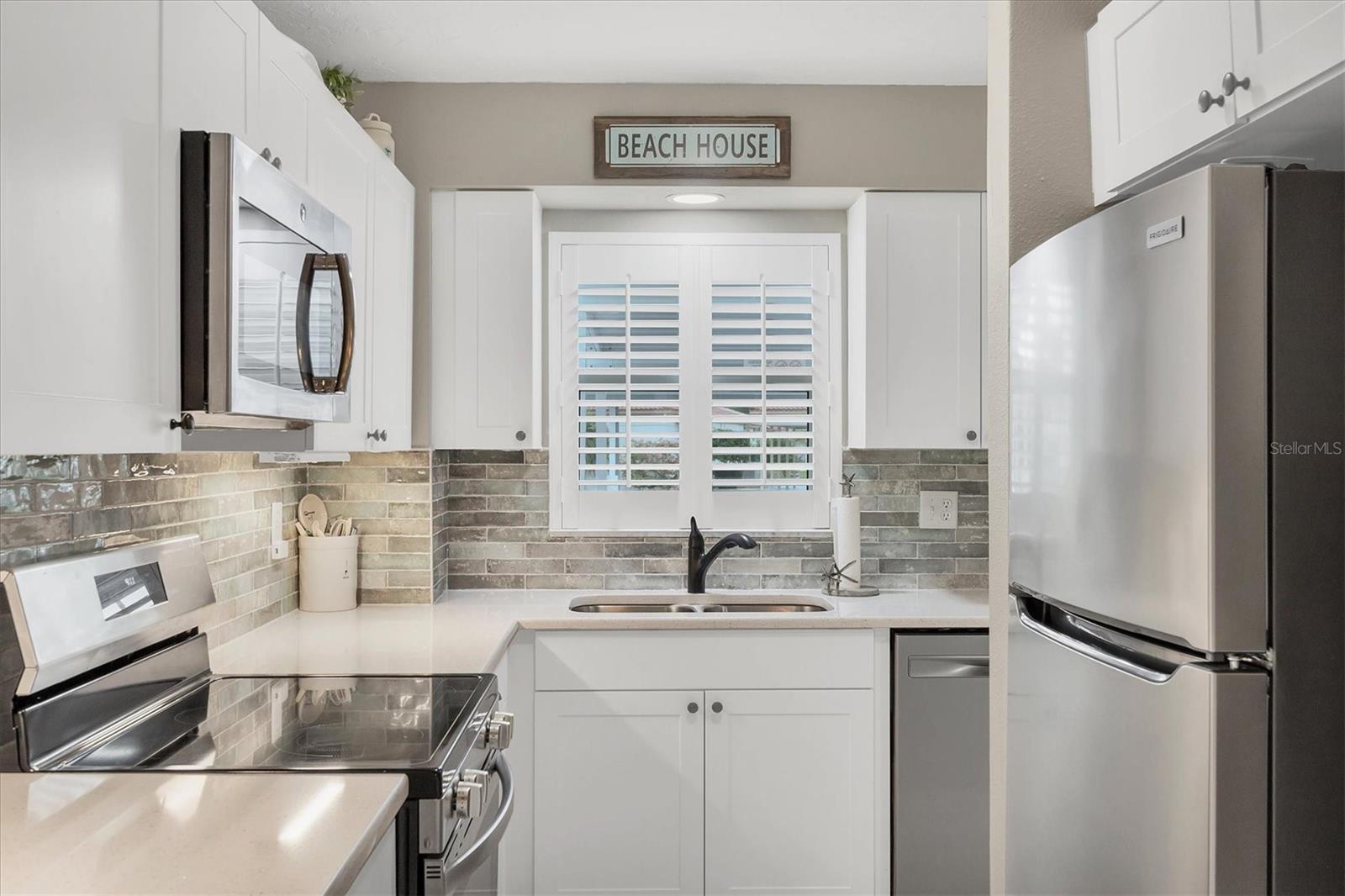 VISTA HERMOSA - Residential