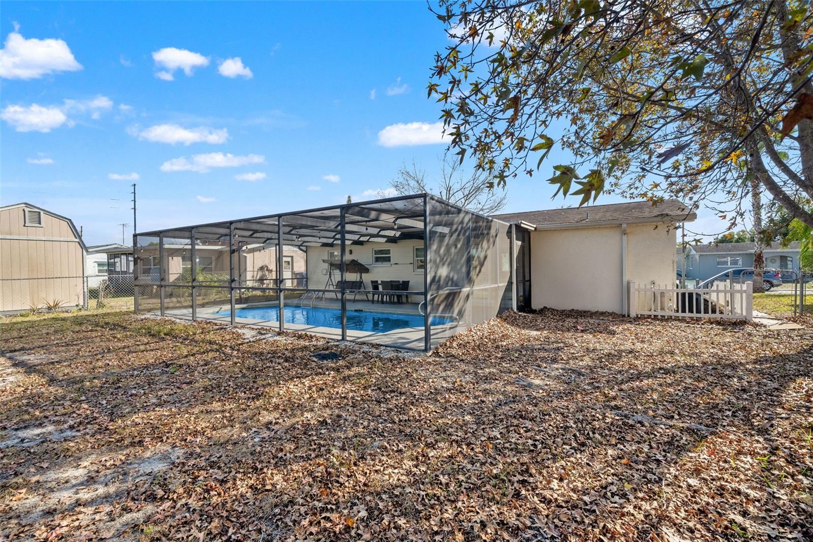 REGENCY PARK (THE LAKES UNIT 3) - Residential